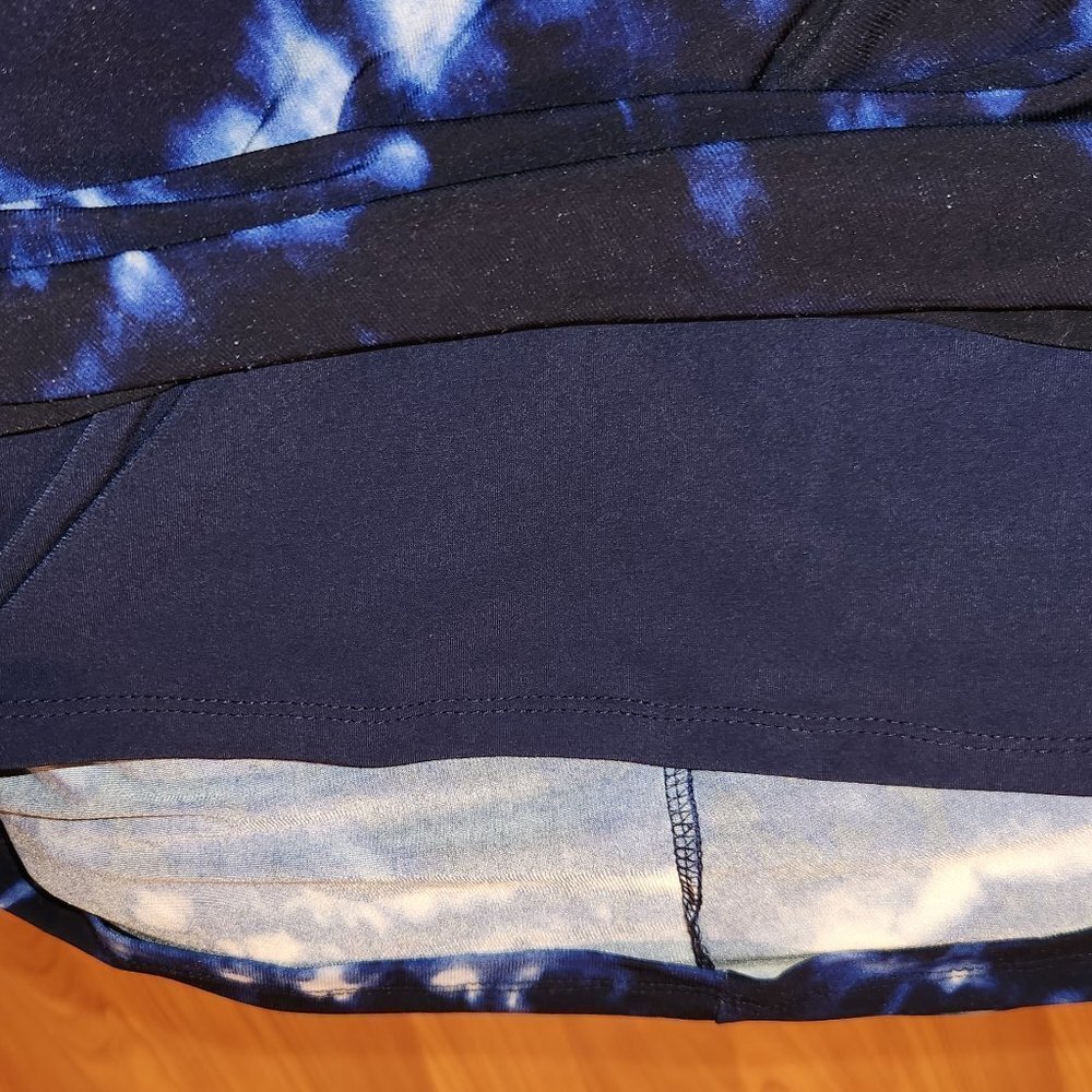 ANNE KLEIN DRESS SIZE 4 STRETCH SLIMMING BLUE AND WHITE SLEEVELESS TIEDYE || EUC - Picture 7 of 11